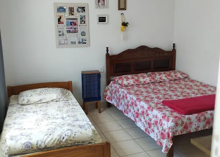 Flor De Lis Hostel