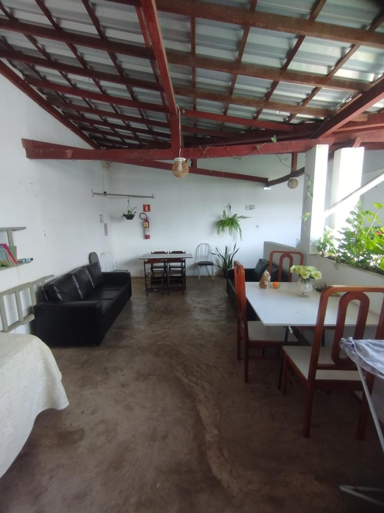 Flor De Lis Hostel