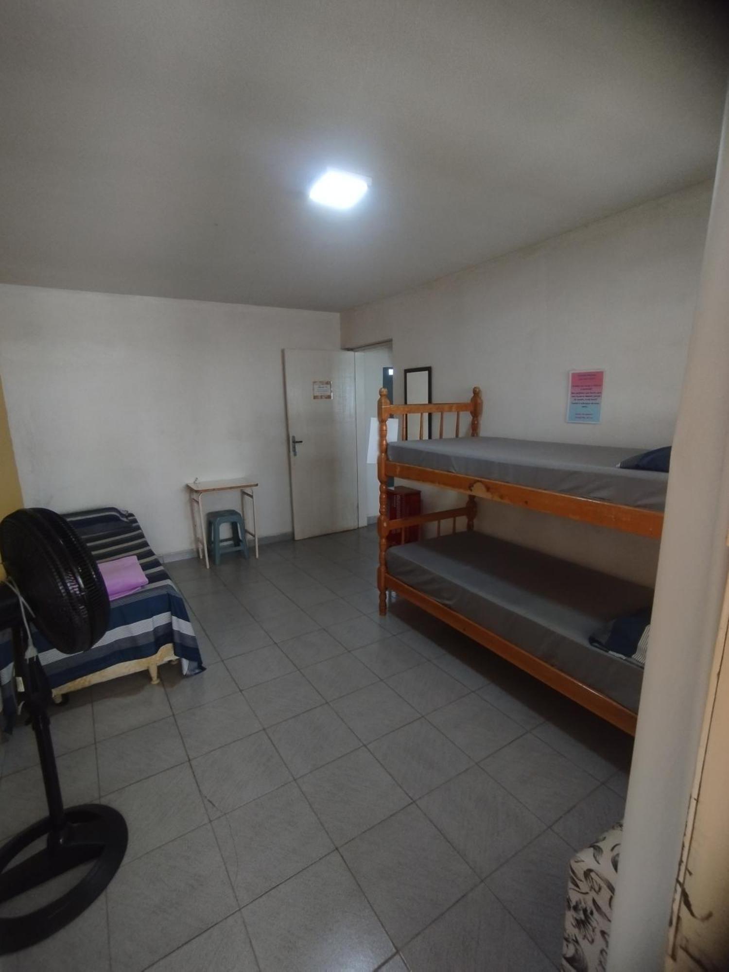 Flor De Lis Hostel *